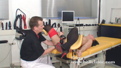 Rubber & Clinic Studio - 1ATOYS: Fistingové potěšení pro děvku Jannique