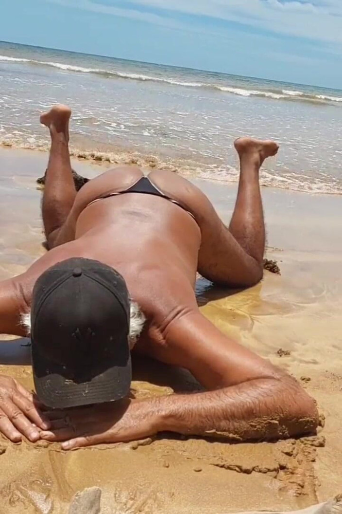 Ladysilvas: Ladysilva Nezbedná děvka na pláži chce válet do zadku