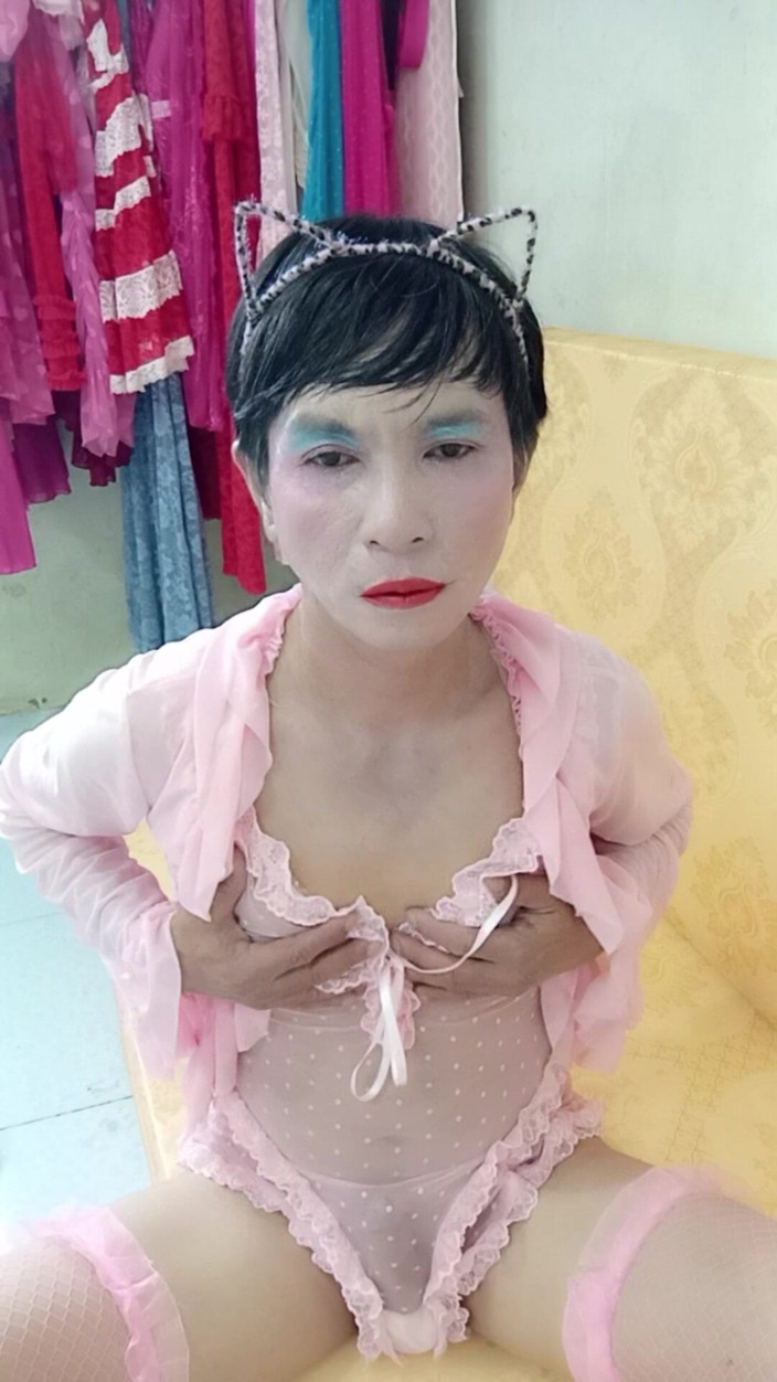 nguyen dang thien tri: Transgender Wearing Sexy Lingerie Porn Making Love to Fuck Cock...