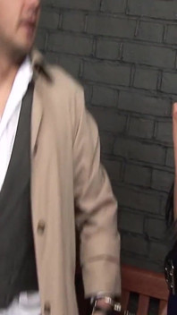 Troie in uniforme scena 3_ebony bruna romana Ryder vestita da agente di polizia sexy che scopa duro nella cella