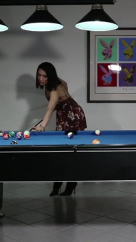 TS Valentina Mia plays with her dildo!