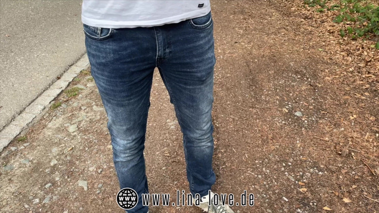 LinaLove_: Park yerindeki toplantıda tabu kırıyor!! Yabancılar tarafından sikiliyor ve sıkışıyor!!