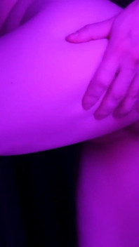 Z grubsza jebanie żony mojego przyjaciela w jej ciasnej cipce