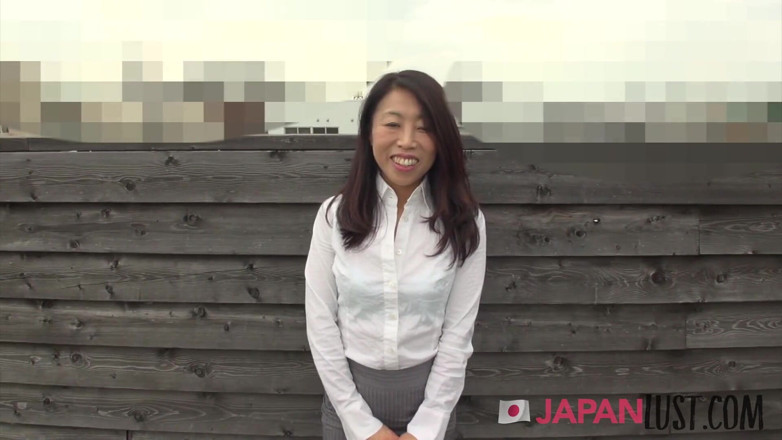 Japan Lust: Japanse oma oncontroleerbare trillen