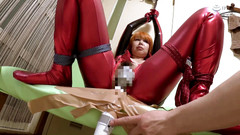 Raptor Inc: Cosplay starých manželek! Udělal jsem obyčejnou manželku v kostýmu Asuky...