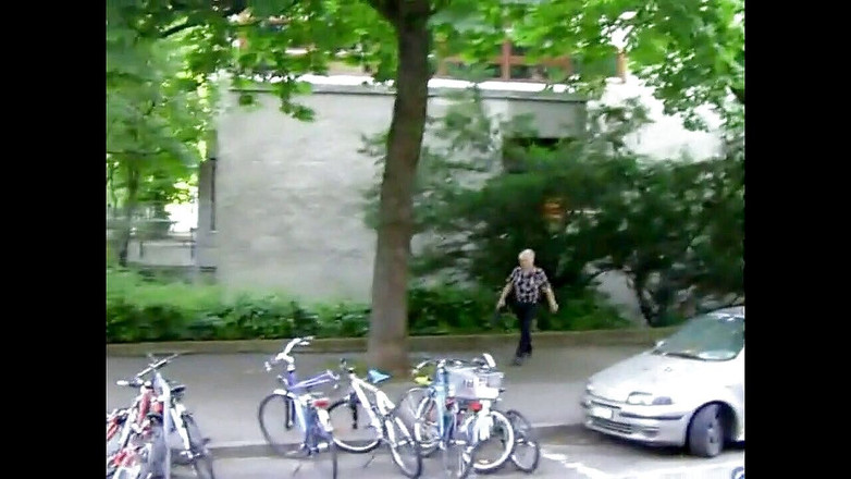 Abby Roberts: Член зі збитими вершками