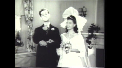 The Unforgettable: Penari menanggalkan pakaian