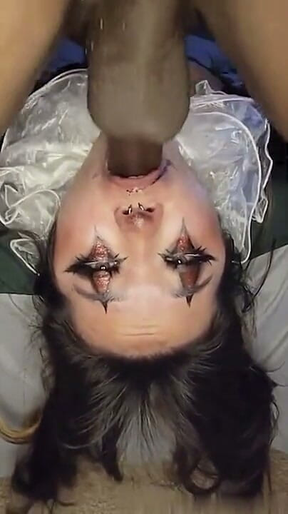 Petite creampie Asian Cumdump sluts: Schmutziger halloween-clown schlampig bbc - komm auf clown make-up