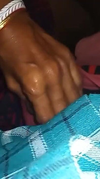 Olgun kadınla ev yapımı seks