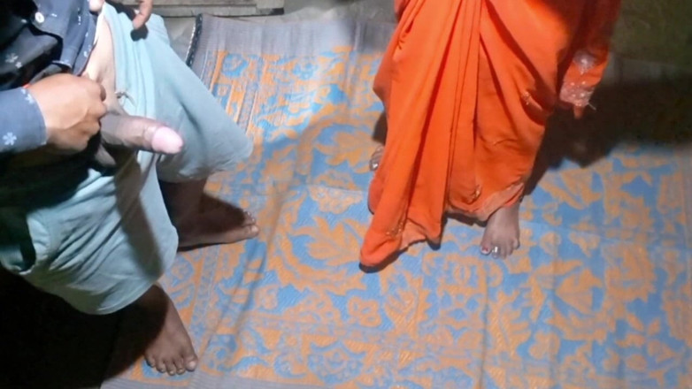 Trilokinath: Làm tình với bạn trai kiểu Dogi