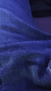 น้ำแตกในกางเกงยีนส์ Levis 501