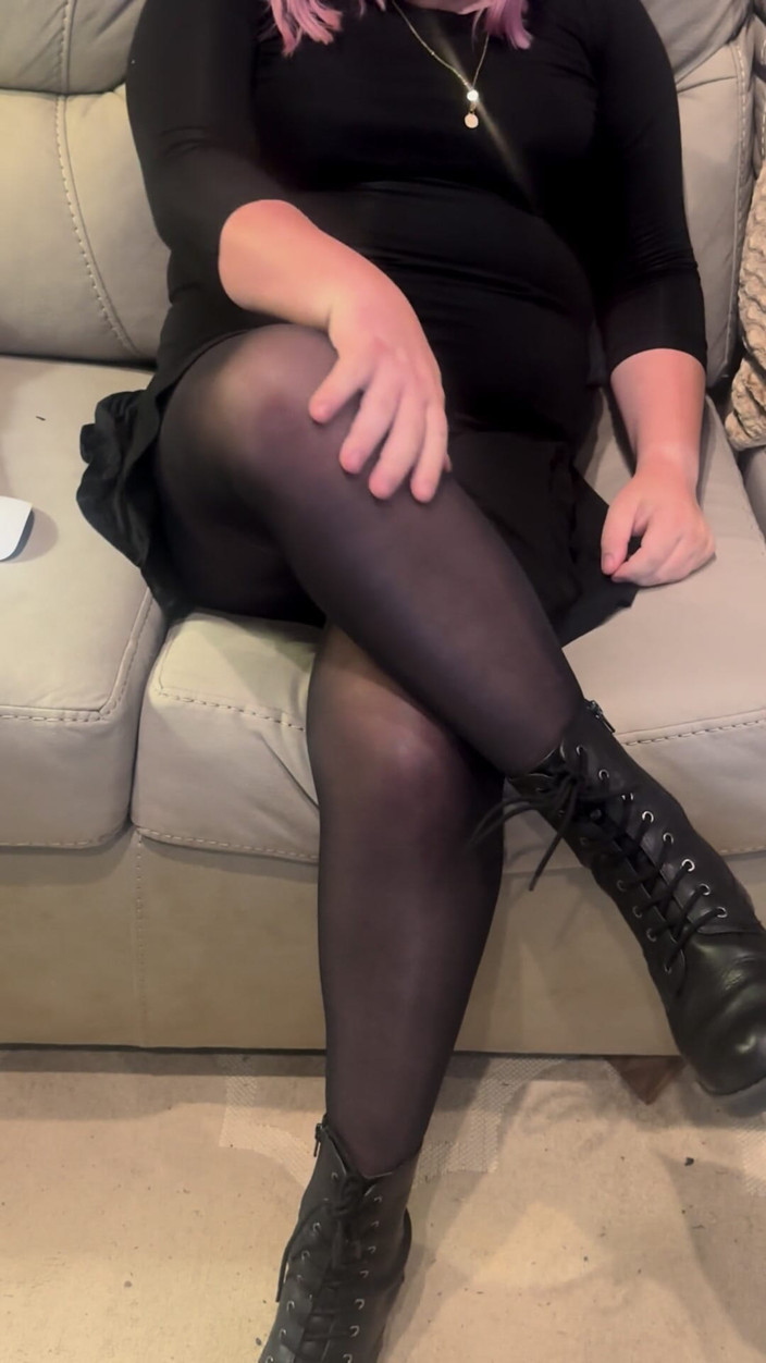 Lauren cams: Trans Girl Cumshot on to Her Pantyhose