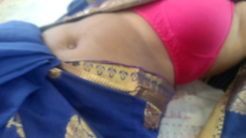 Wonder: Chennai Housewife Fucking Hard in Bed with Neighbour