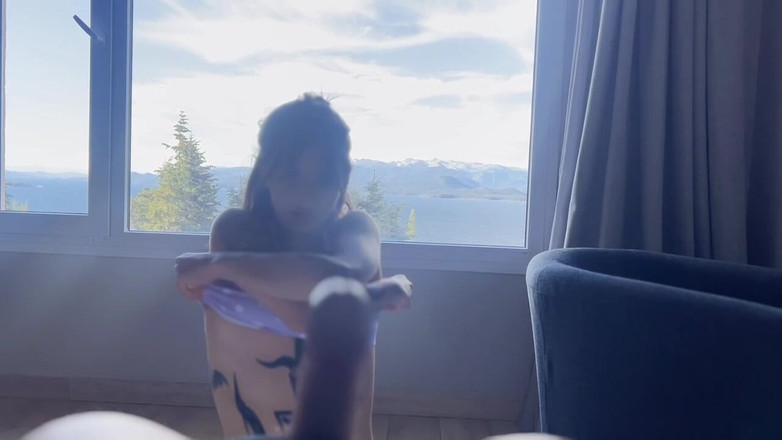 Steff Crime: मेरे बॉस के साथ यात्रा: देखने का बिंदु लंड चुसाई और जब तक मैं उसका विशाल भार निगल नहीं जाता तब तक जोरदार चुदाई!