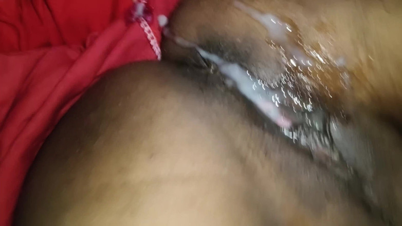 Desi anal: 继兄弟操了他穿着纱丽服的继妹