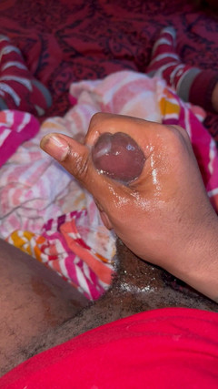 Moe strokin: Cowok kulit hitam kontol besar ngocok kontol besar