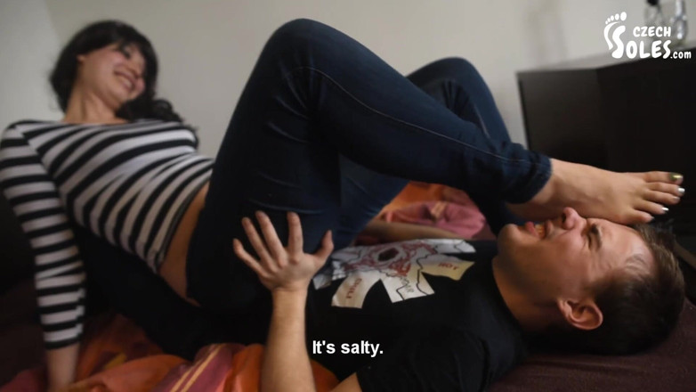 Czech Soles - foot fetish content: Nohy nevlastní sestry a hom