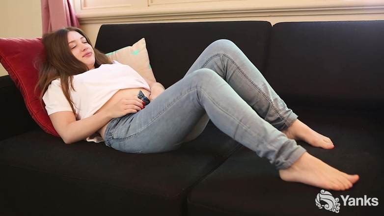 Yanks: Amber Leigh appelle le sexe son passe-temps et montre pourquoi -...