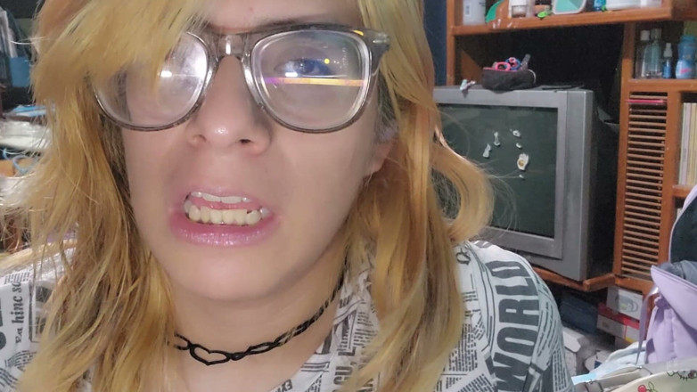 Crystal Phoenix: Trans dziewczyna Rogacz Asmr