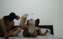 Indian sexy studio: Indiancă desi Seema ia o pulă mare și spermă în țâțele ei mari