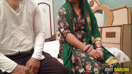 Jony Darling: Karwa Chauth Special - macecha držela nevlastního syna rychle