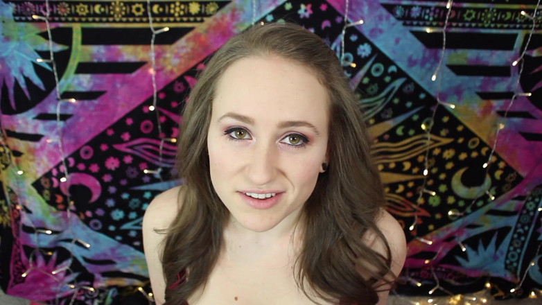 Lizzie Love: You're under my findom spell