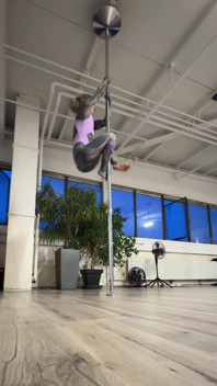 Do You Like My New Poledance Trick?follow Me for Mor Wild Content Now.