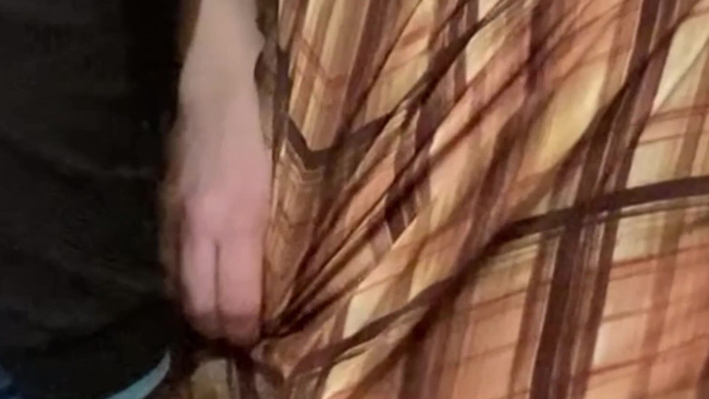 Niki studio: Незнакомец зашел слишком далеко, трахнул пальцами мою киску в публичном метро