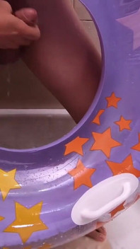 Cincin renang kemurungan