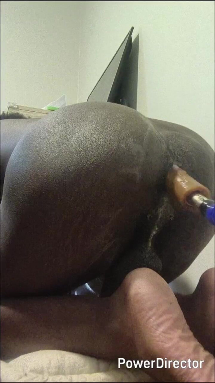 DaBlackFemboy: Ragazzo effeminato dipendente dal dildo orgasmi cremosi a mani libere...