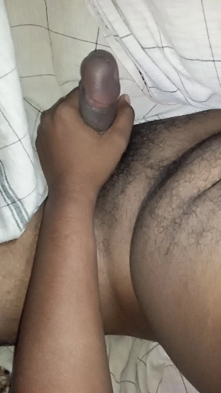 Sweet Indian cock: Makcik Mallu menjilat sperma zakar saya