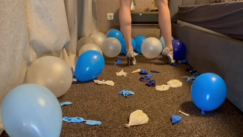 silicone_brunette: Higheels balon popping