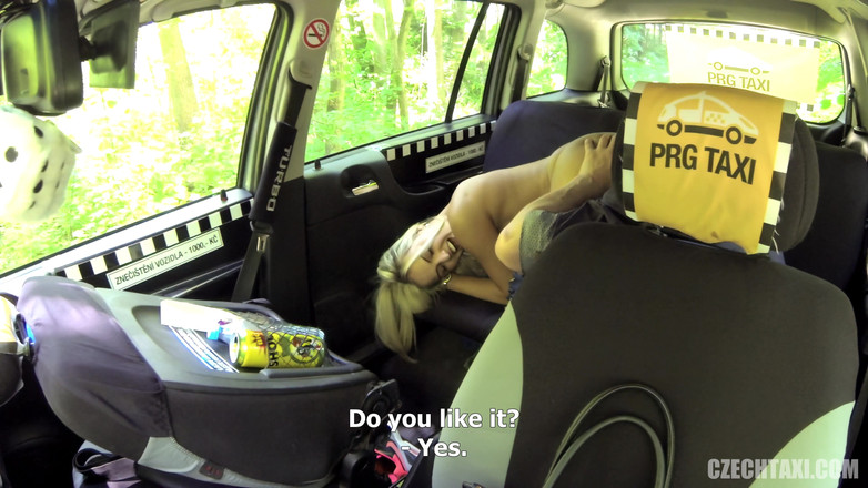 Czech Taxi: Massiv 18 år gammal spruta