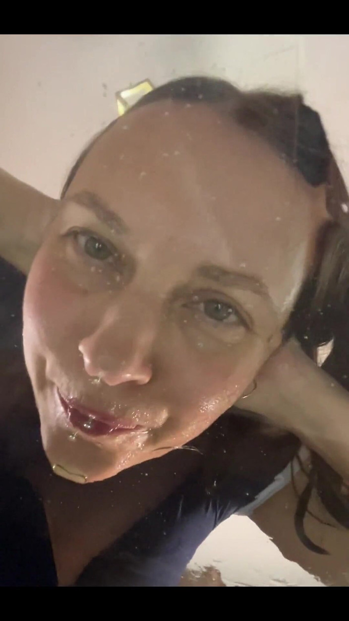 Crypto Mommy: Macecha má hrdlo