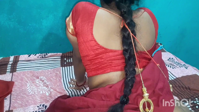 Midnightsiren: Indiancă Desi Bhabhi Video: Bhabhi se distrează singură, desi bhabhi