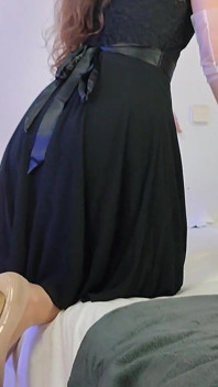 Elegant Appearance for a Dildo Fucking