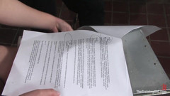 The Training of O by Kink: Trénink Devi Lynne, první den