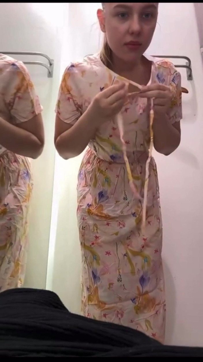 JuiceLussie: Masturbujte v obchodě