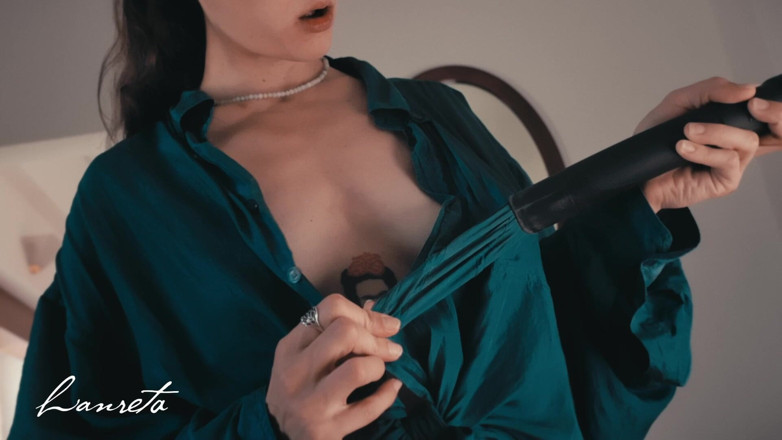 Lanreta: Mătasea întâlnește cu aspirația. Pizda întâlnește un orgasm!