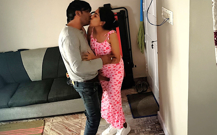 Parizadi: Desi vesnická dívka má tajný sex se svým mladým bývalým...