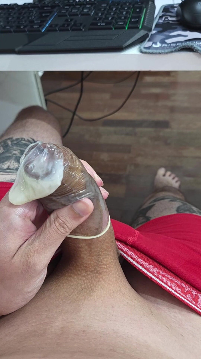 Lkdick8: Sperma in condoom