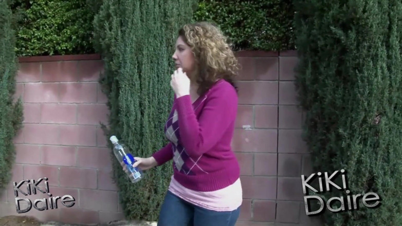 Kiki Daire MILFLand: Gotta Pee