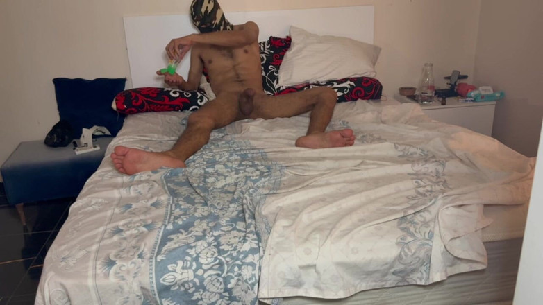 Arab gay sex: Gece boşalması