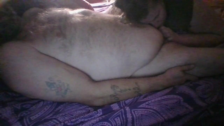 BI_BHC_COUPLE: Chciwa żona połyka każdą kroplę