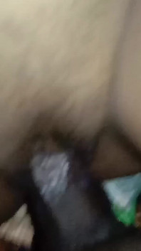 热德西印度年轻女孩全裸硬性爱。