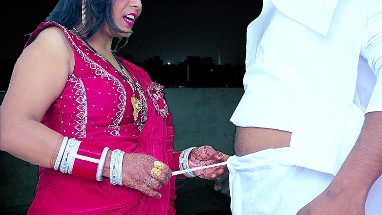 pinki_cute: 2024 karwa chauth- pinki si istri muda india lagi asik...