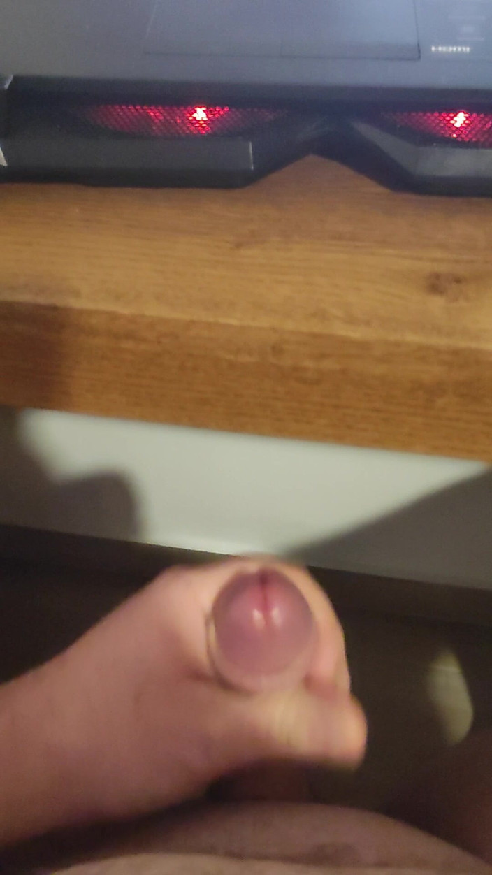 argiris2004: Řecký čůrák hodně stříká