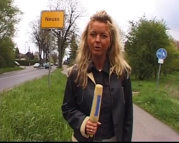 German's MILF: 巨乳のドイツ人継母がおっぱいに大きな射精