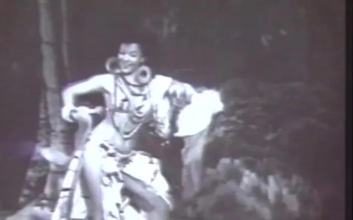 Vintage megastore: Joe Bonica - The best movie of the month