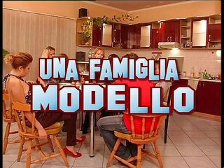 My Porn Family: En modell - Una Famiglia Modello (Full porrfilm)